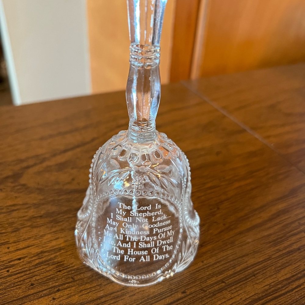 Vintage Emson Lead Crystal Bell The Lord is My Shepherd Prayer & Praying Hands